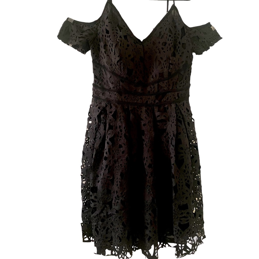 Venus black Cold Shoulder Party Dress